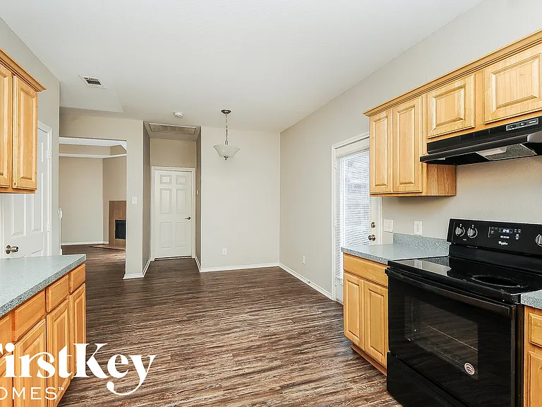 4228 Canyon Trl — Photo 6