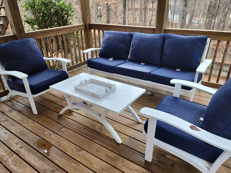 20 Miners Point SE — Photo 4