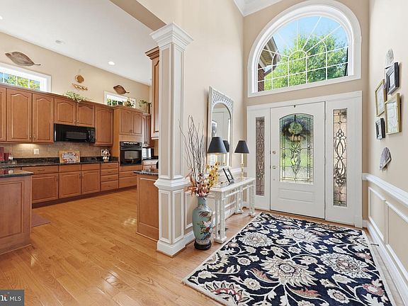 3rd image of 15240 Heather Mill Ln