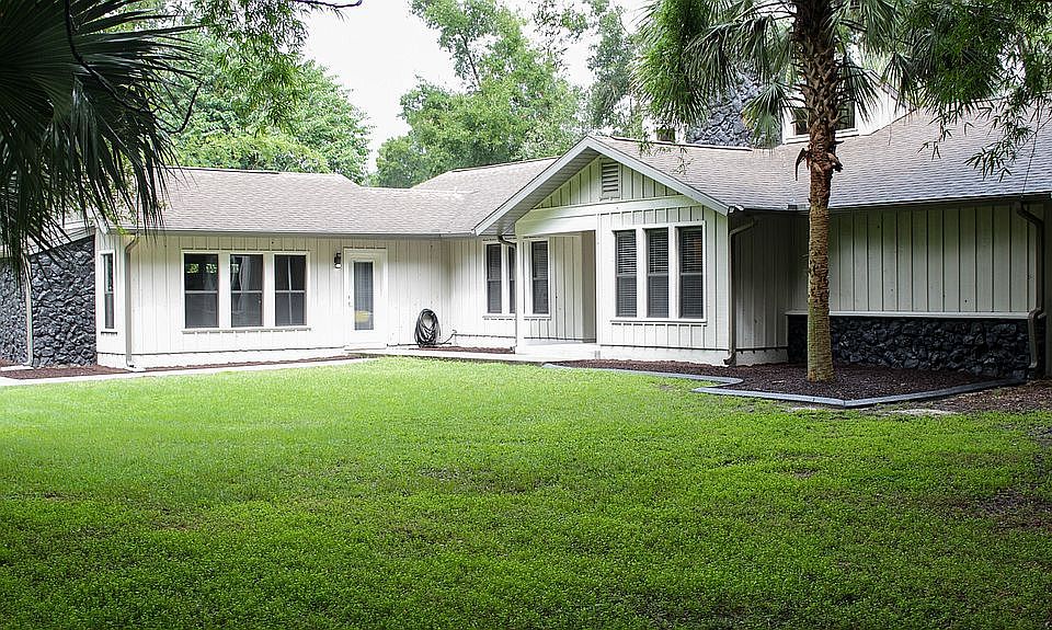 2nd image of 3531 SE 19th Ave
