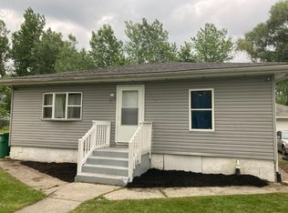 2749 New Hampshire St, Lake Station, IN 46405