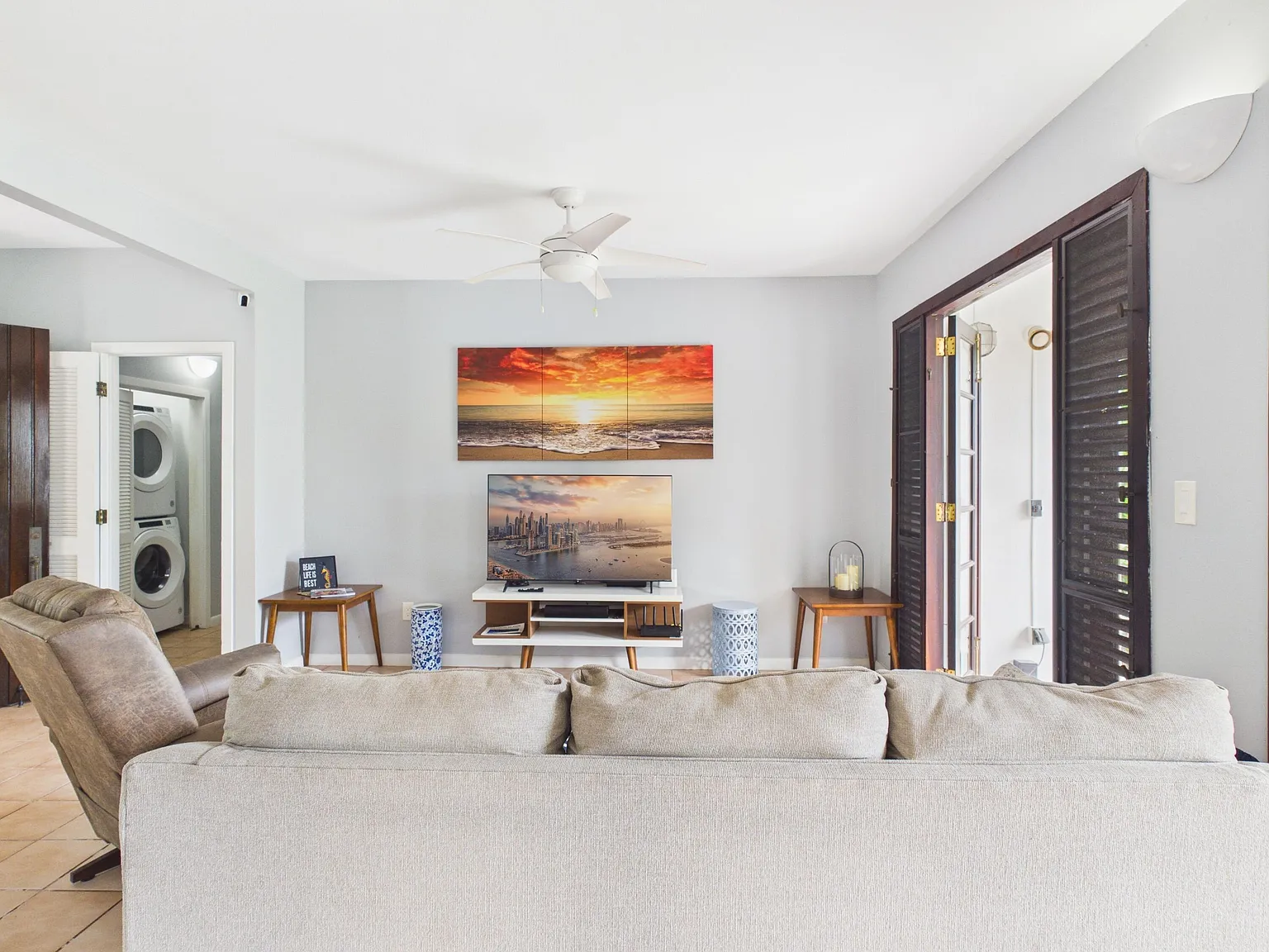 3 bed, 1515 sqft, $3,300 — Photo 2