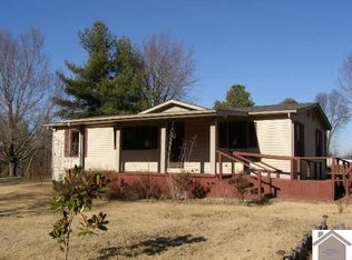 38 Helton St, Calvert City, KY 42029