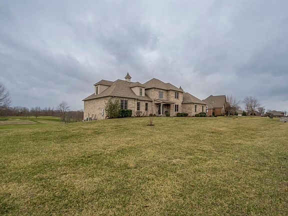 4th image of 304 Eagle Dr