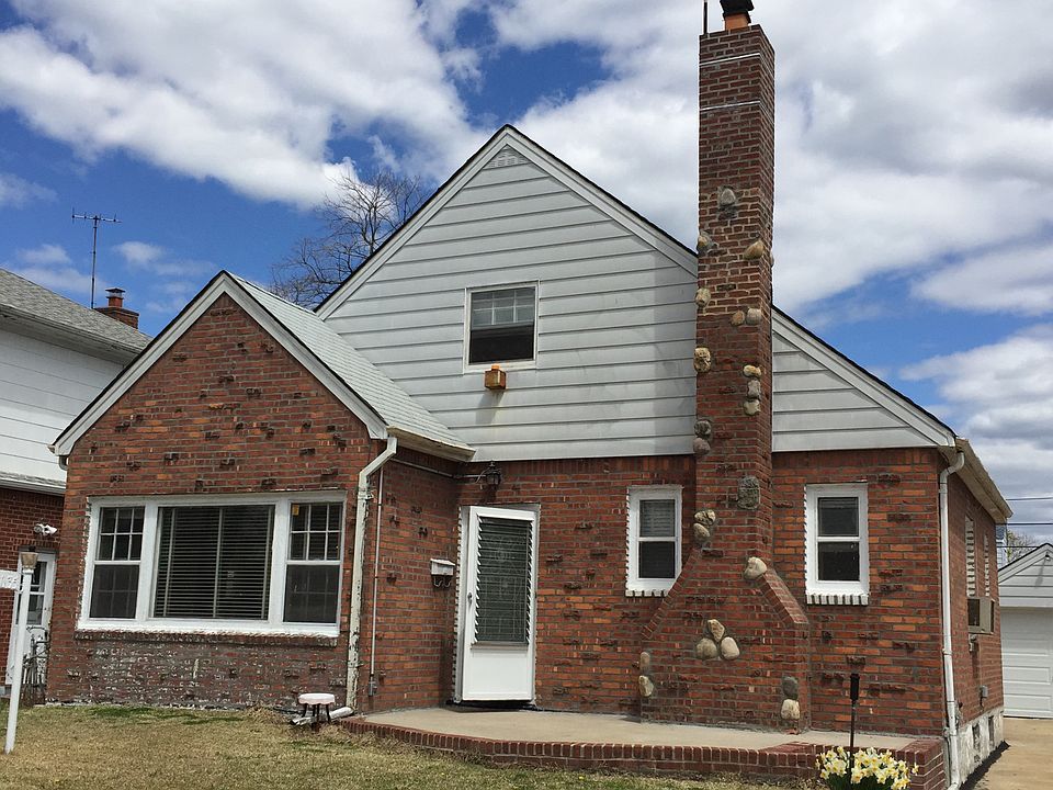 1st image of 8035 246th St