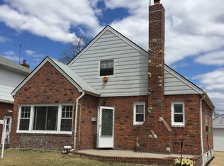 8035 246th St, Bellerose, NY 11426
