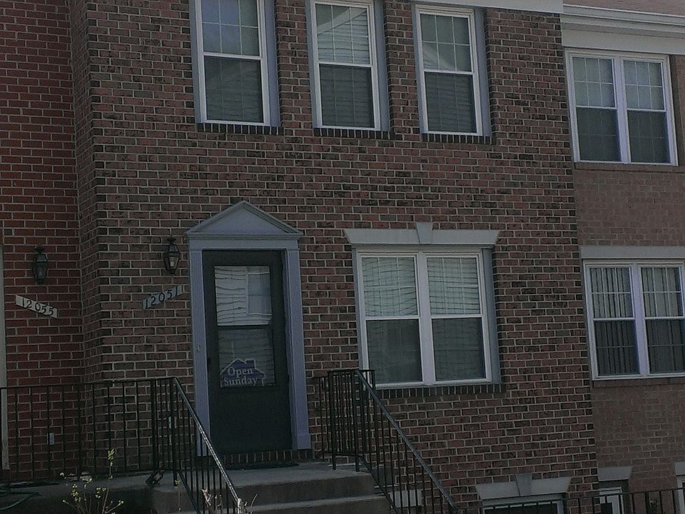 1st image of 12051 Crimson Ln #201