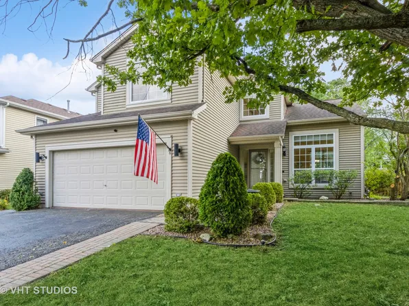 418 Big Cloud Pass, Lake In The Hills, IL 60156