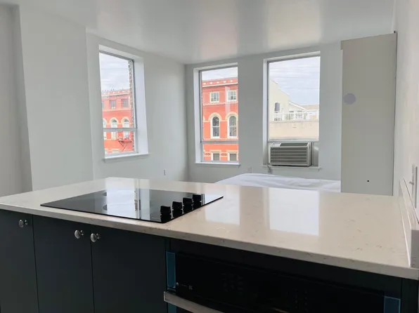 94 Washington St APT 28, Norwalk, CT 06854