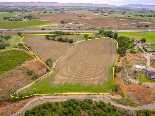 Nka Cherry Hill Ln, Granger, WA 98932