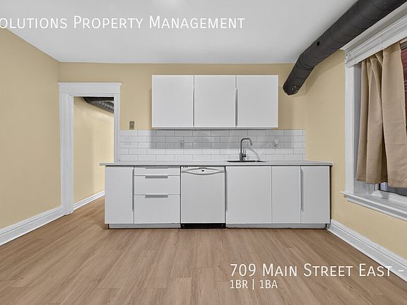 3rd image of 709 Main St E #1