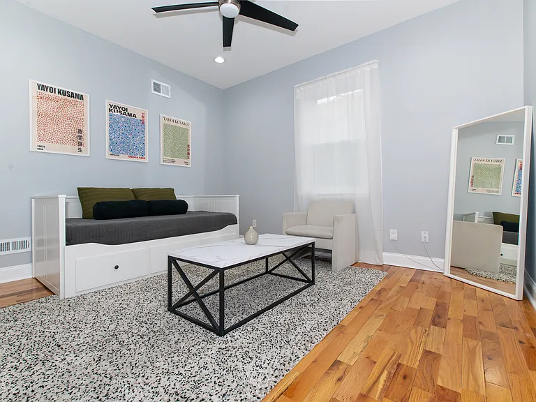 1544 W York St #B — Photo 13