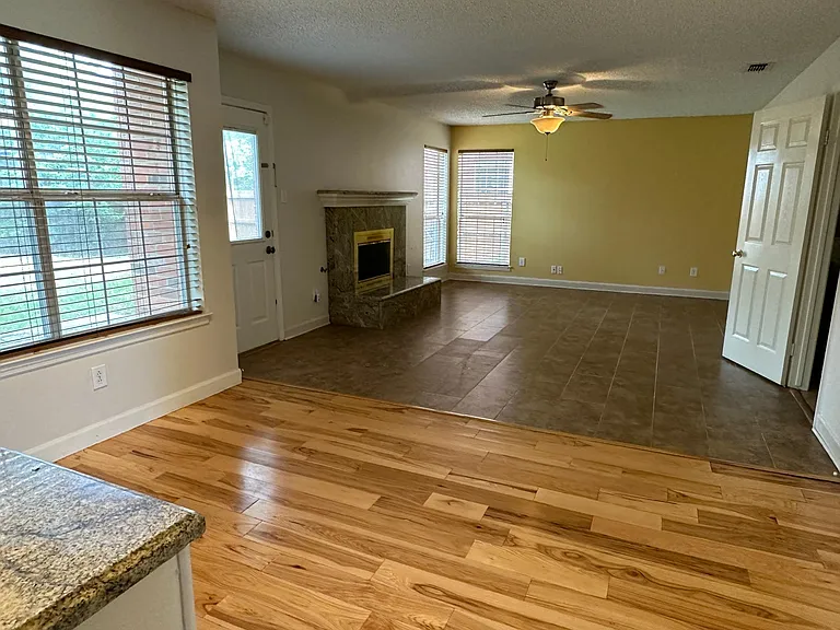 4024 Oxlea Dr — Photo 11