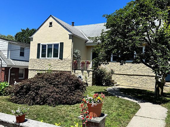 3rd image of 57 Woodruff Avenue