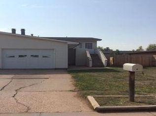 1016 Renshaw St APT A, Laramie, WY 82072