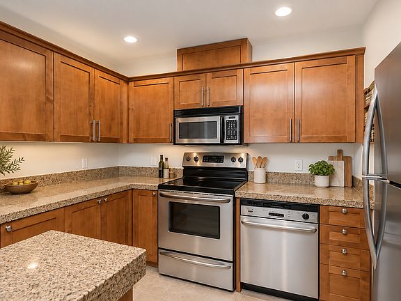 3rd image of 123 Queen Anne Ave APT 204