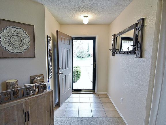 3rd image of 8763 Gray Fox Ct