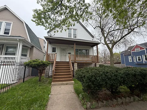 7959 S Saginaw Ave Photo 1