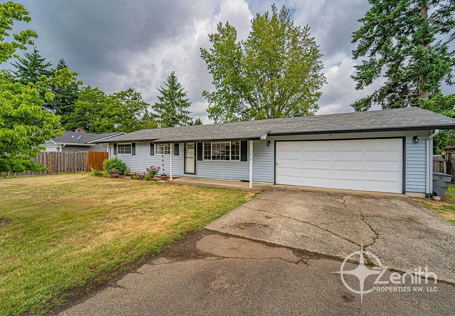 3 bed, 1.0 bath, 1008 sqft, $2,495 — Photo 1