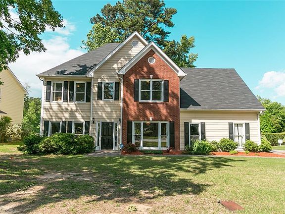 4th image of 2860 Hunters Pond Ln