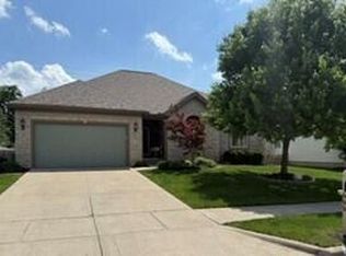999 Laketree Ct W, Westerville, OH 43081