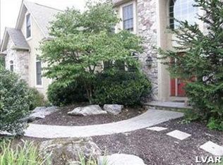 6083 Palomino Dr, Allentown, PA 18106