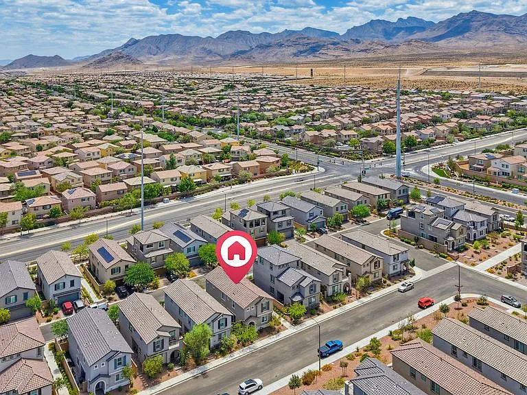 10661 Sariah Skye Ave — Photo 48
