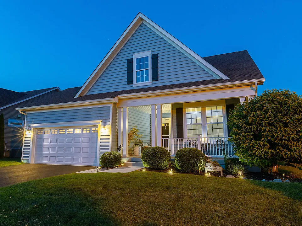 2717 Van Cliburn Cir