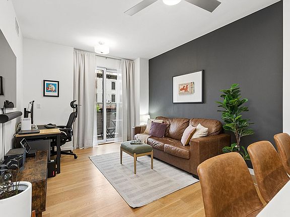 3rd image of 236 17th St #2C
