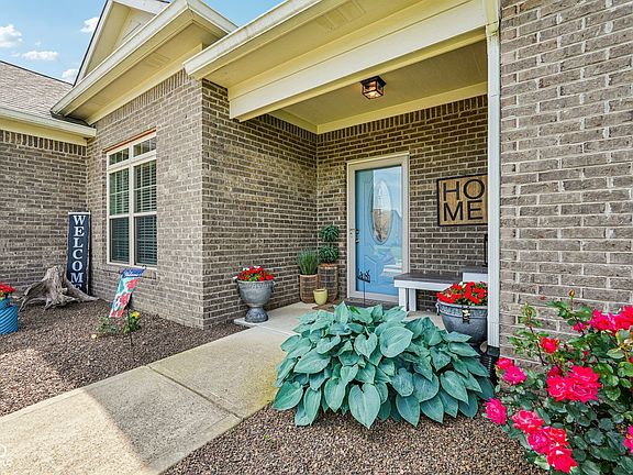 5th image of 4911 E Daisy Ln