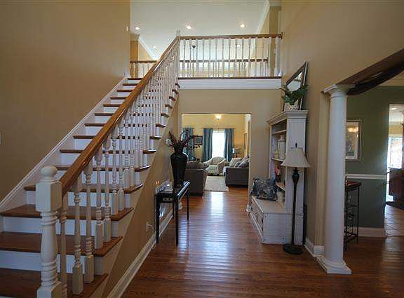 2nd image of 2107 Glenwood Dr