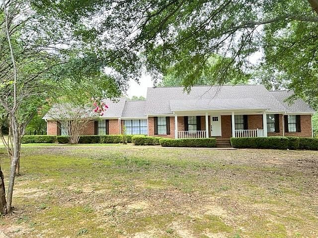 1st image of 931 Altawood Dr