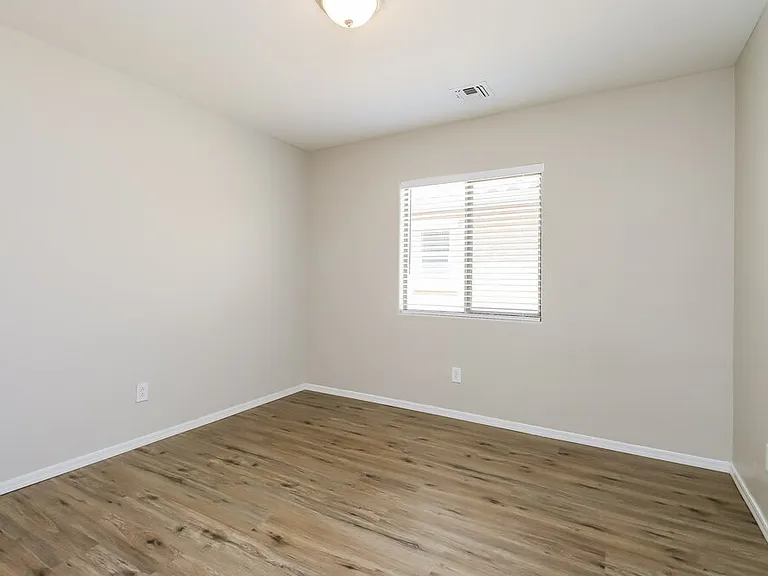 3884 E Santa Fe Ln — Photo 15