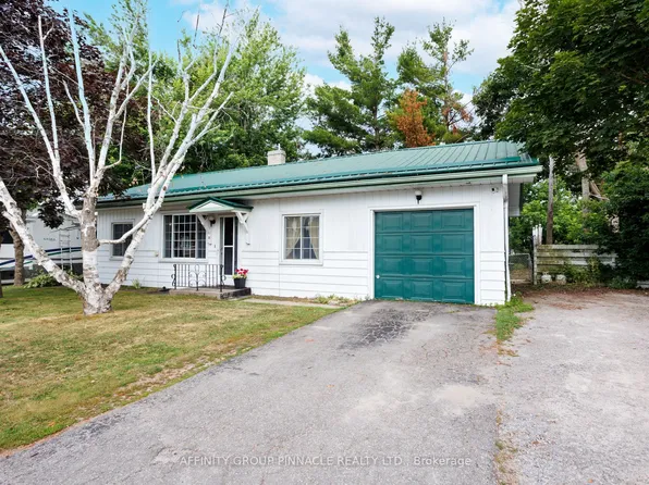 35 Clifton St, Kawartha Lakes, ON K0M 1N0