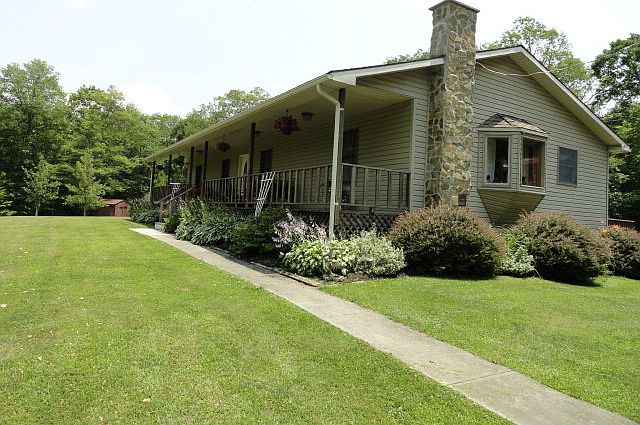 1st image of 230 N Chinquapin Ln