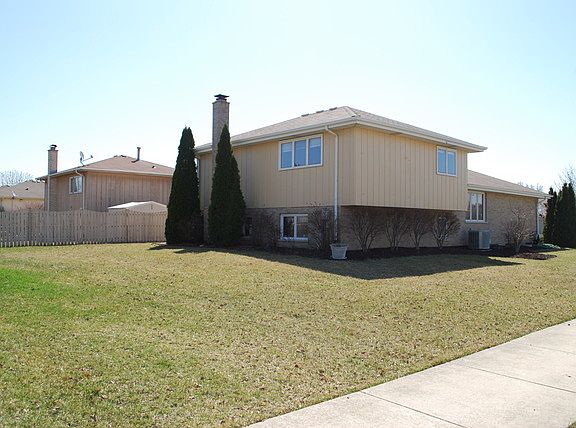 5th image of 8862 Meadowview Dr