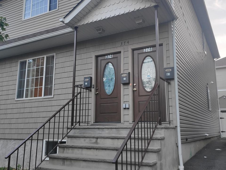 1st image of 374 Westervelt Ave