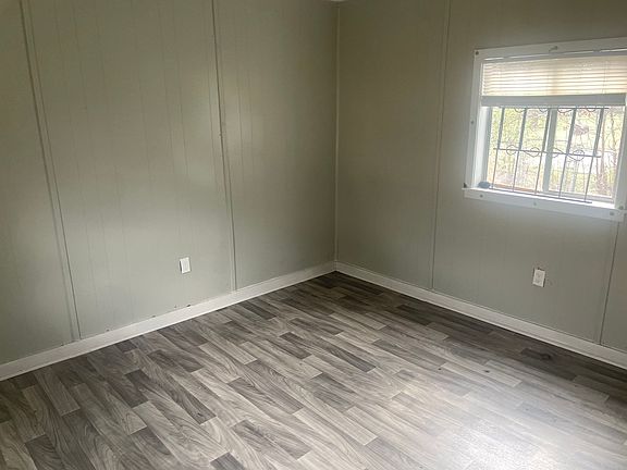 5th image of 2934 Randolph St