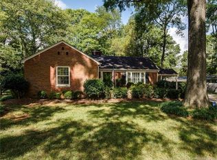 3001 Deerfield Pl, Charlotte, NC 28209