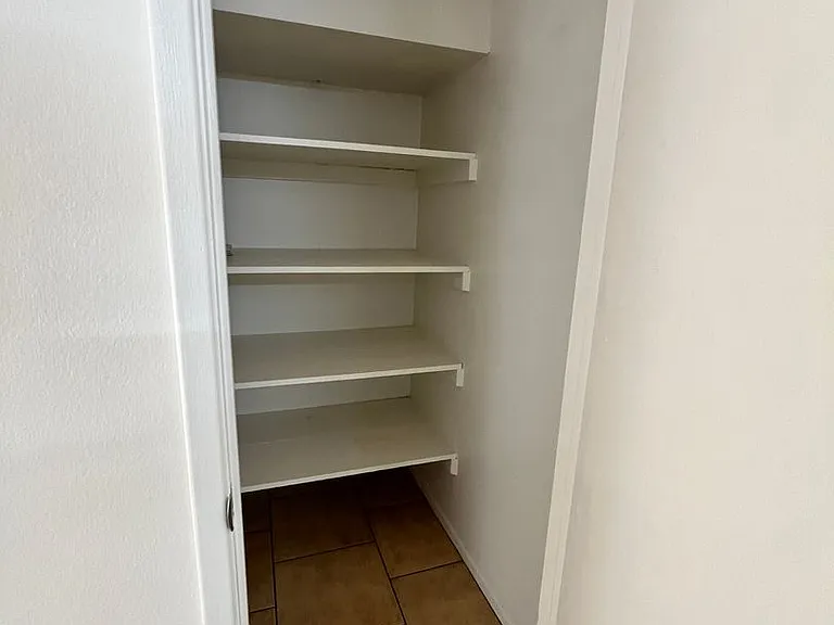 Catalina View Apartments — Photo 63