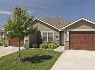 210 SW Laurel Dr #222, Blue Springs, MO 64014