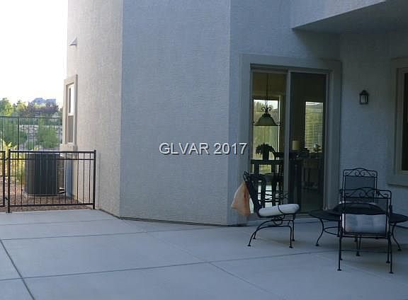 2nd image of 9169 Tudor Park Pl