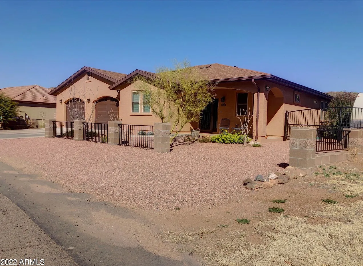 3 bed, 1712 sqft, $3,500 — Photo 2