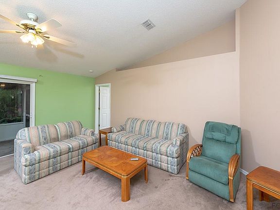 4th image of 37 Boxwood Ln