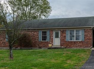 7651 S Old Palmyra Rd, Pekin, IN 47165