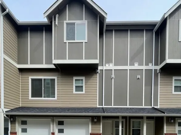 7232 212th St SW Unit B, Edmonds, WA 98026