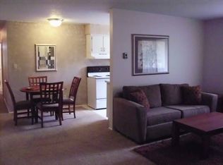 1801 Ridgecliffe Dr, Flint, MI 48532