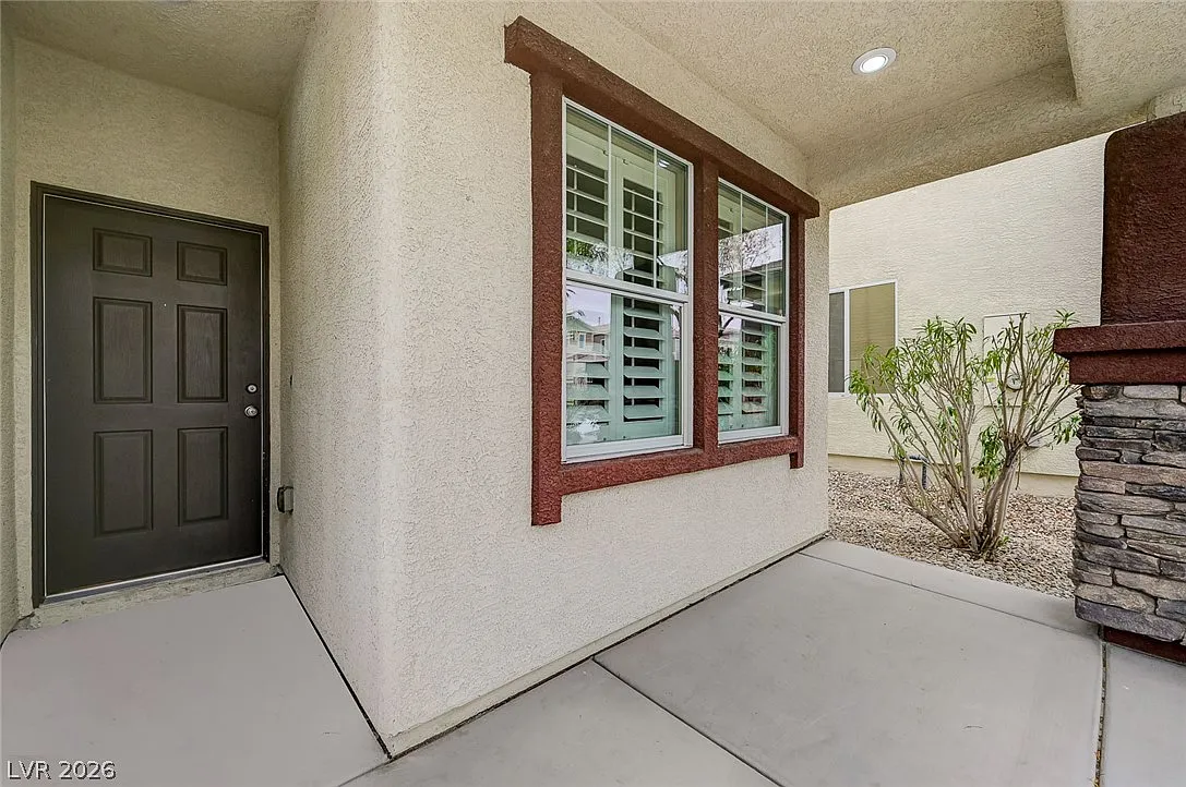 3 bed, 2.5 bath, 2028 sqft, $2,500 — Photo 4