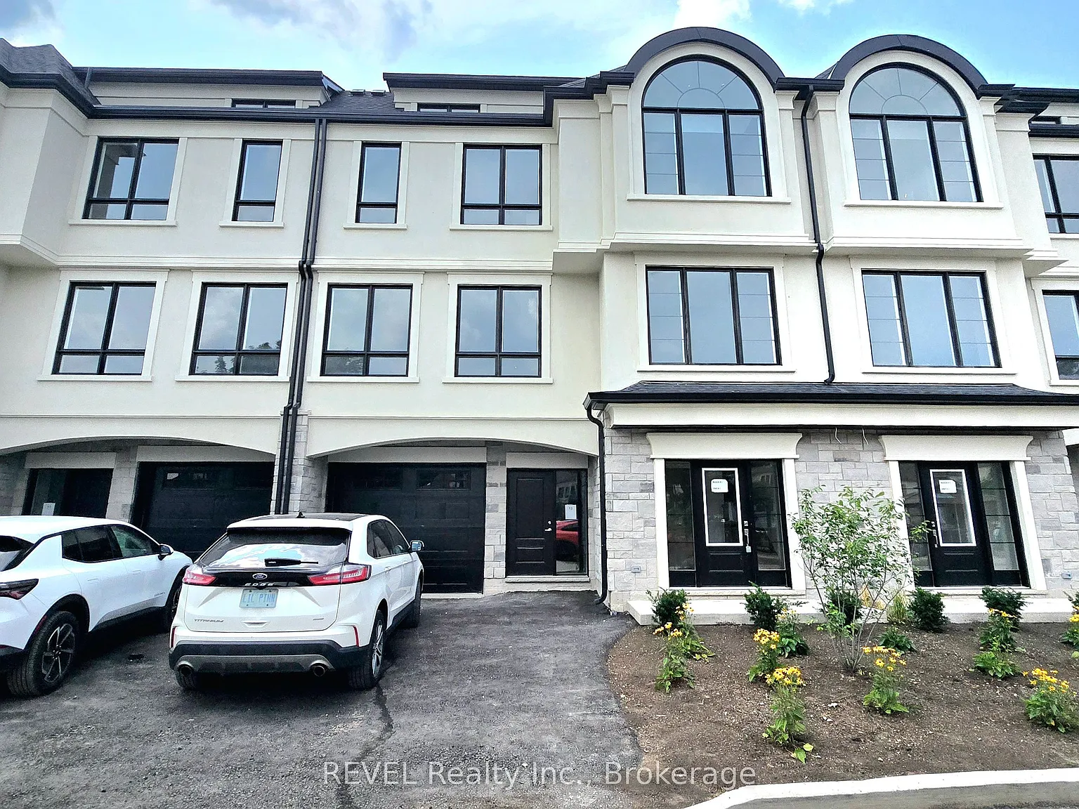 3 bed, $5,800 — Photo 3