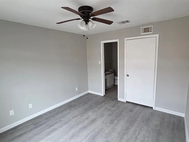 18800 Egret Bay Blvd #106 — Photo 7